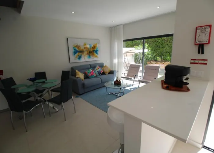 펜션 V2 Luxury 알보르