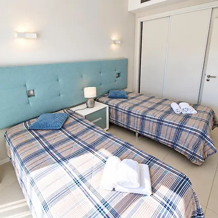 Semesterbostad V2 Luxury *