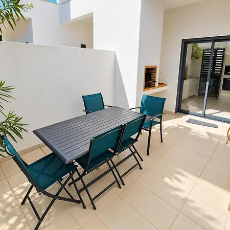 V2 Luxury Alvor