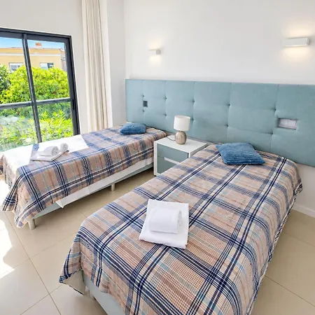 V2 Luxury * Alvor